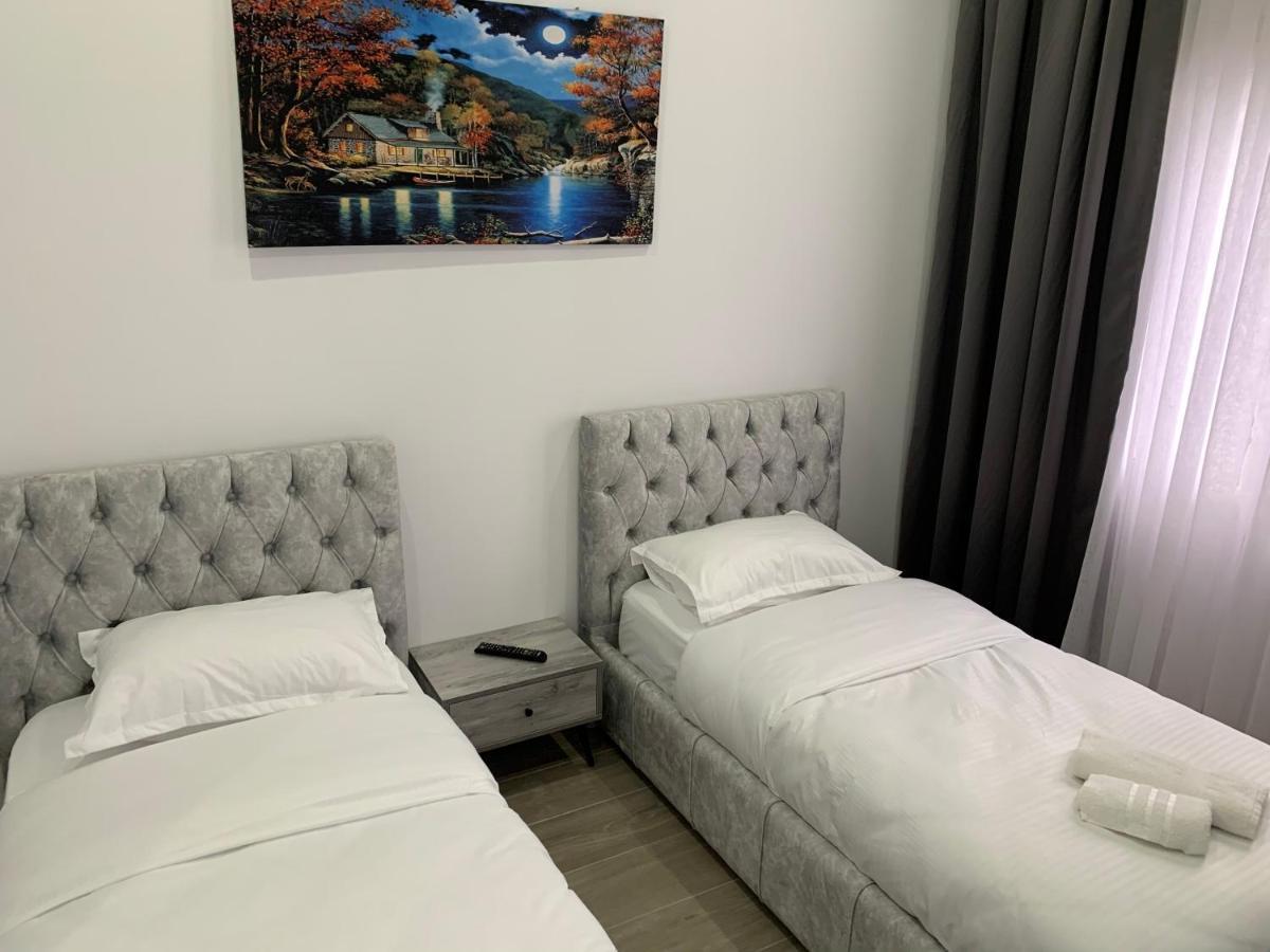 Hotel Restaurant Deso Shijak Ngoại thất bức ảnh