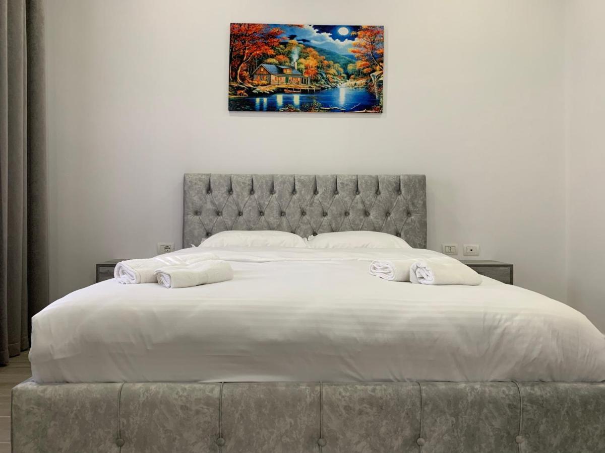 Hotel Restaurant Deso Shijak Ngoại thất bức ảnh