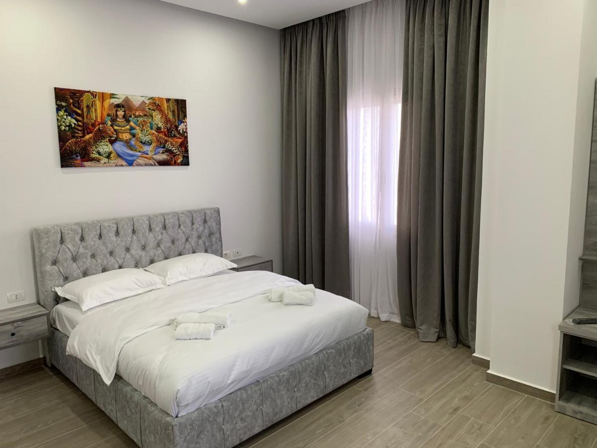 Hotel Restaurant Deso Shijak Ngoại thất bức ảnh